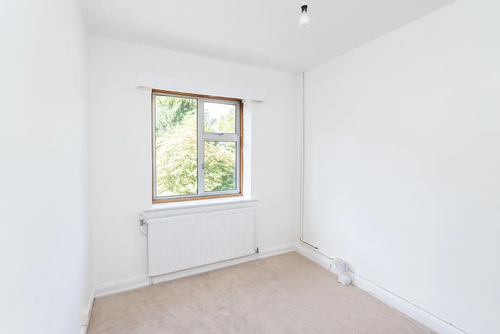 Milton Avenue, Westcott, RH4, photo 14
