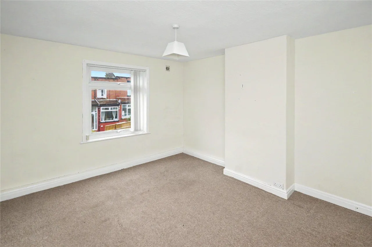 Parkfield Grove, Leeds, LS11, photo 8
