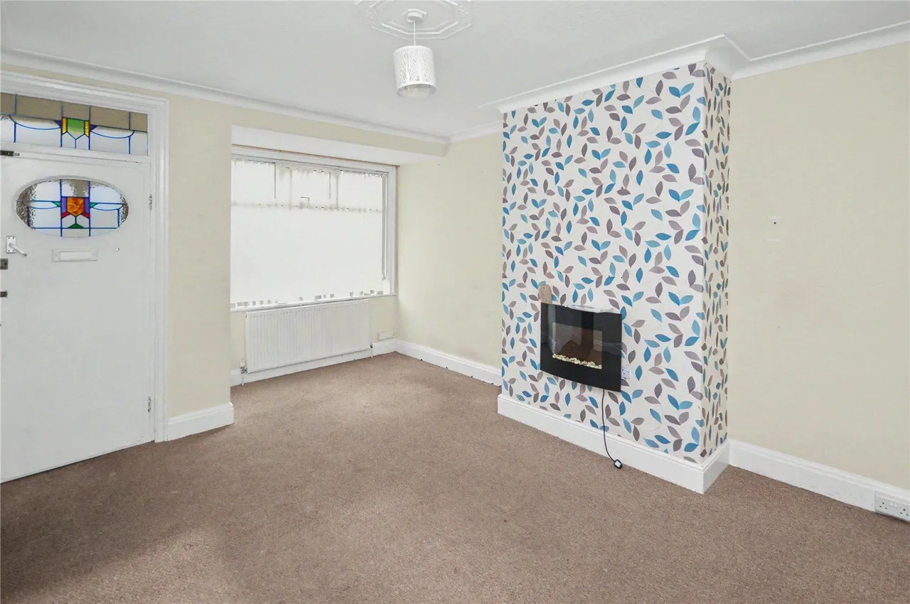 Parkfield Grove, Leeds, LS11, photo 2