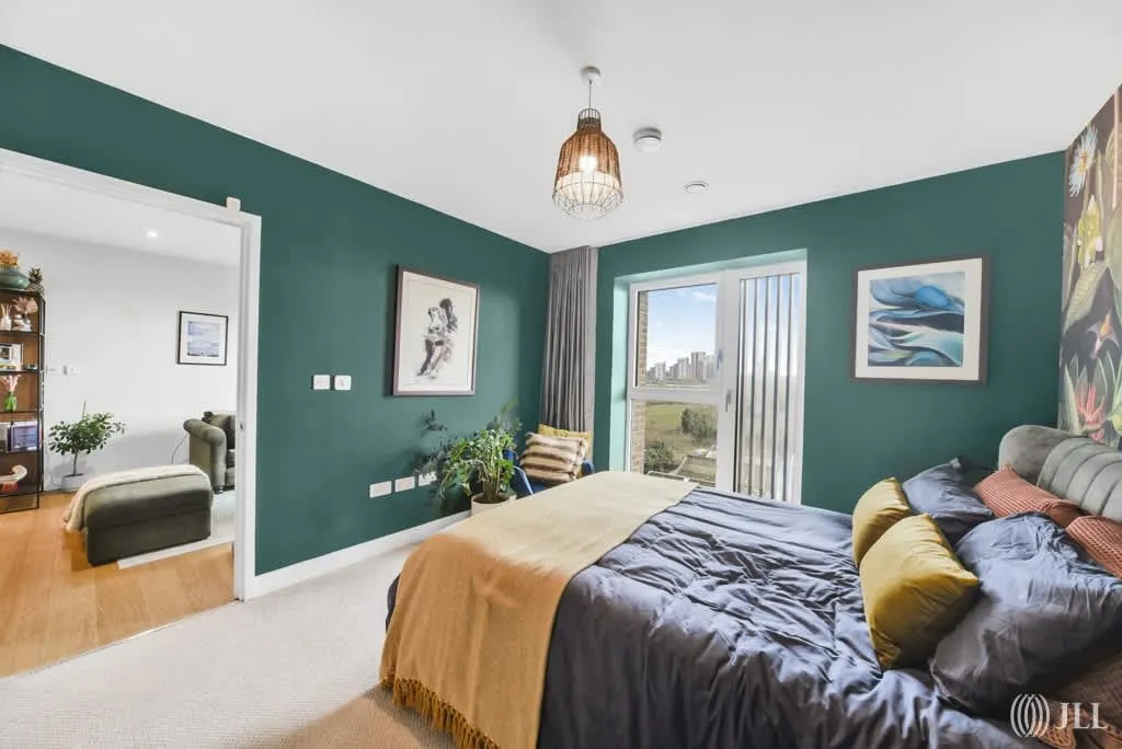 Ferry Lane, N17, photo 8