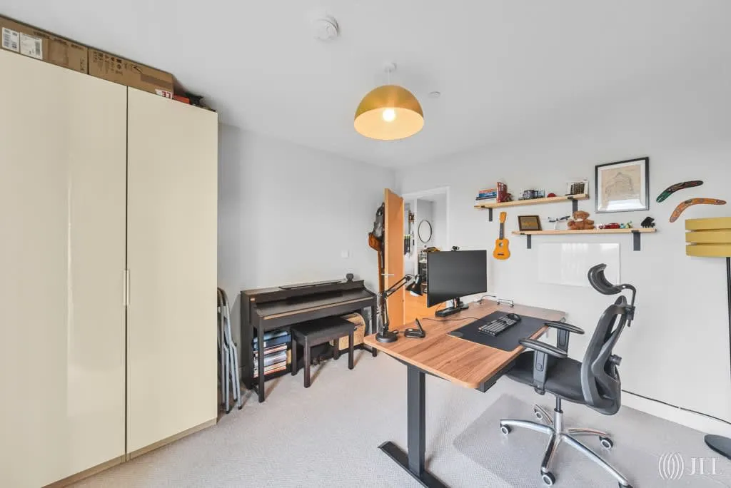 Ferry Lane, N17, photo 10