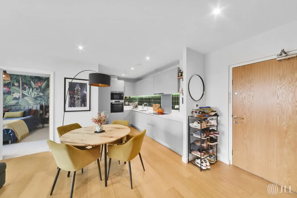 Ferry Lane, N17, photo 7