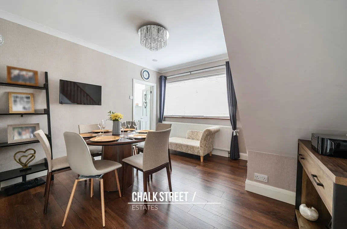 Babington Road, Hornchurch, Greater London, RM12 4AR, photo 6