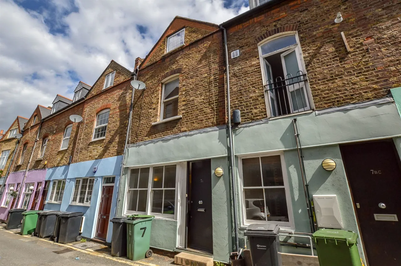 Canfield Place, London, NW6, photo 2