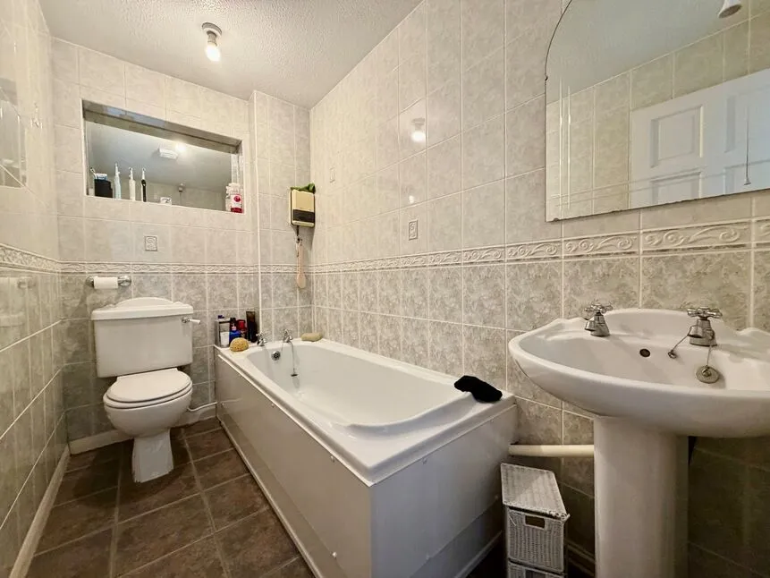 Launceston Close, Newcastle upon Tyne, NE3, photo 12