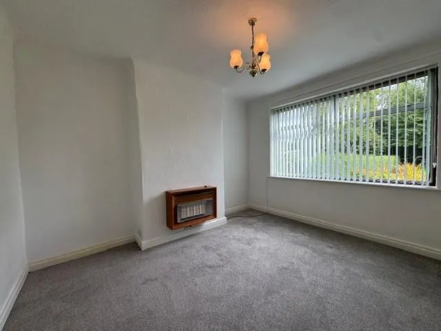 Victoria Road, Sale, photo 4