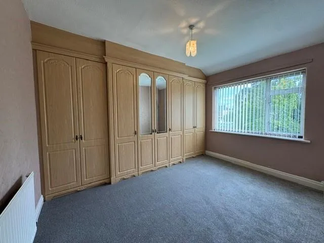 Victoria Road, Sale, photo 8