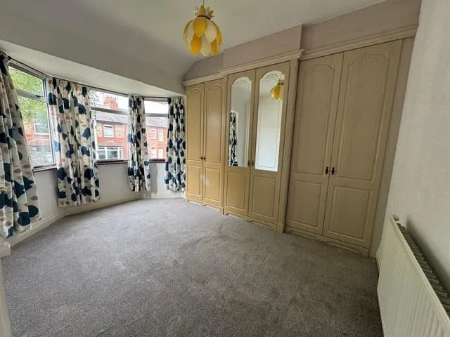Victoria Road, Sale, photo 7