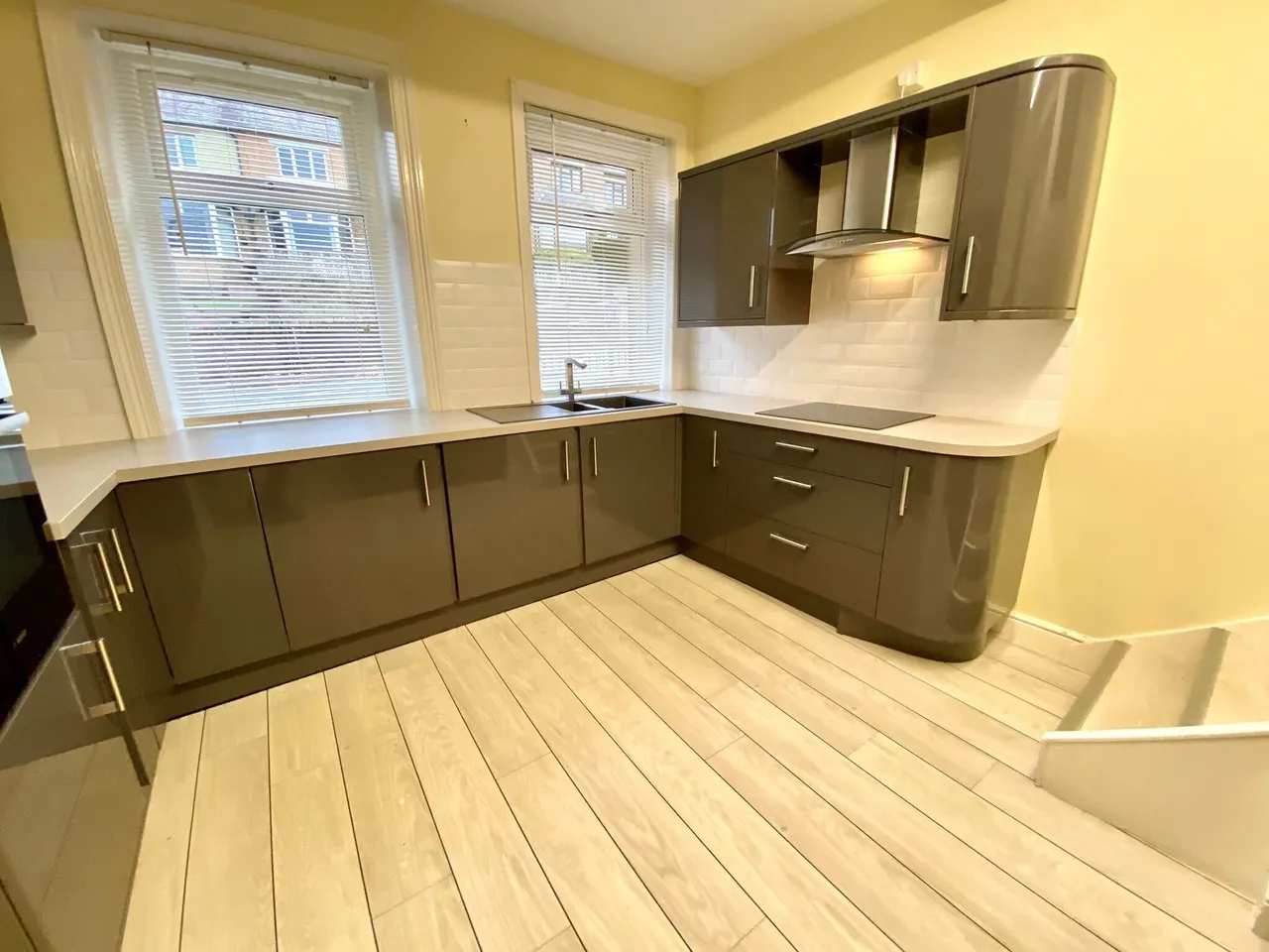 2 bed house to rent — Penistone Road, Kirkburton, HUDDERSFIELD