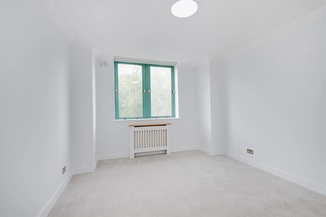 Shoot Up Hill, London, photo 18