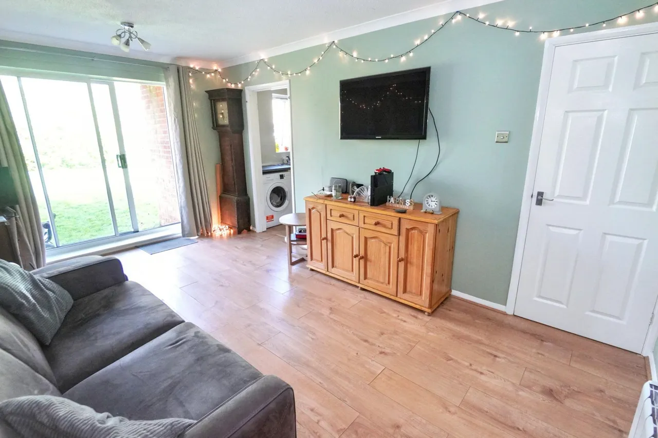 Eaton Avenue, High Wycombe, HP12, photo 3