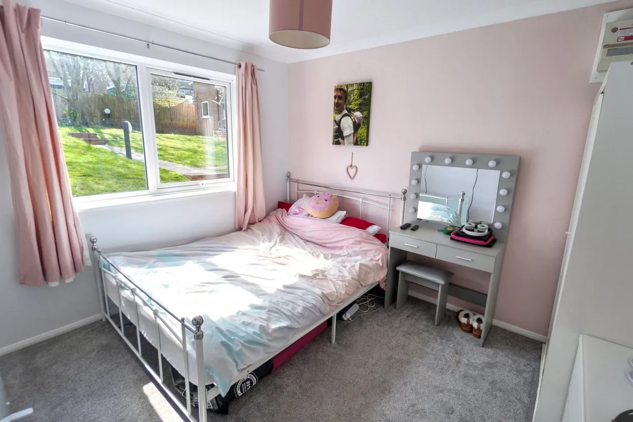 Eaton Avenue, High Wycombe, HP12, photo 4