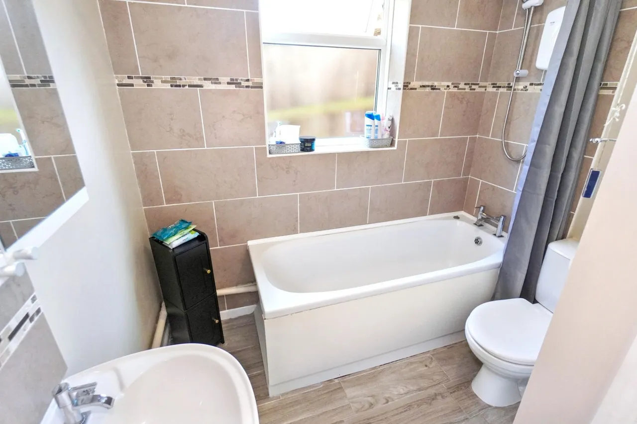 Eaton Avenue, High Wycombe, HP12, photo 6