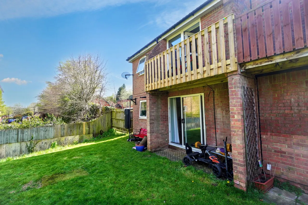 Eaton Avenue, High Wycombe, HP12, photo 8