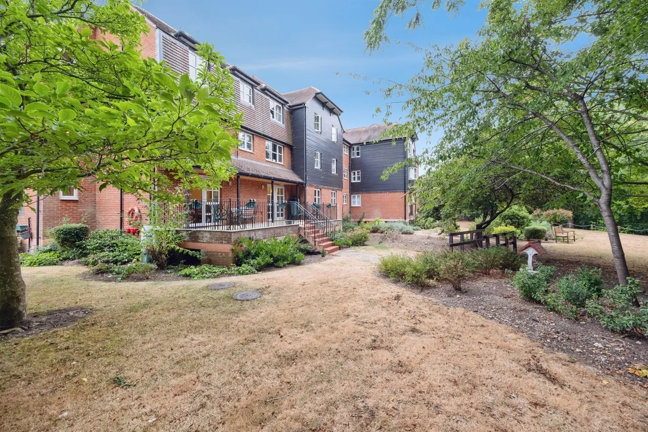 Mill Stream Court, Abingdon, OX14, photo 11