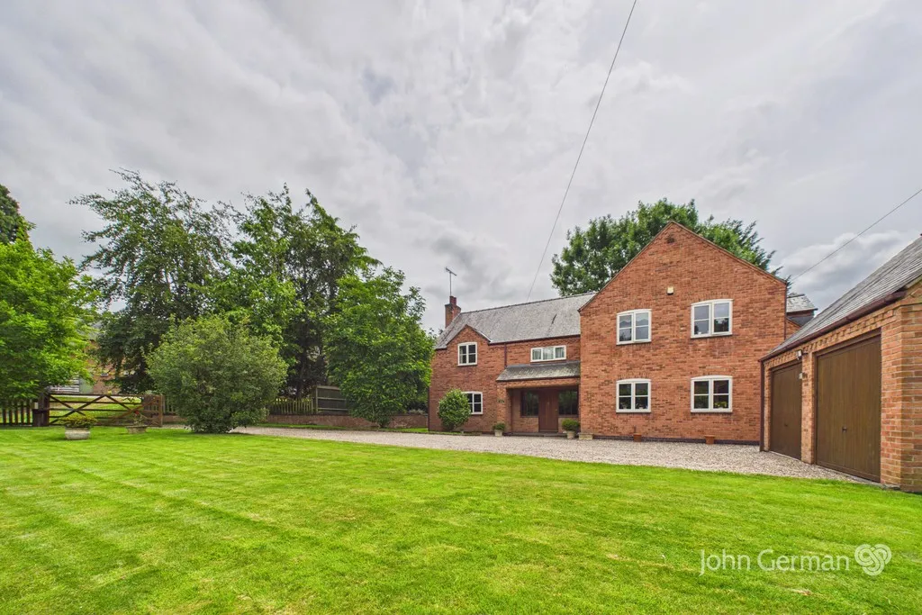 5 bed house for sale, Willow Lane, Somersal Herbert
