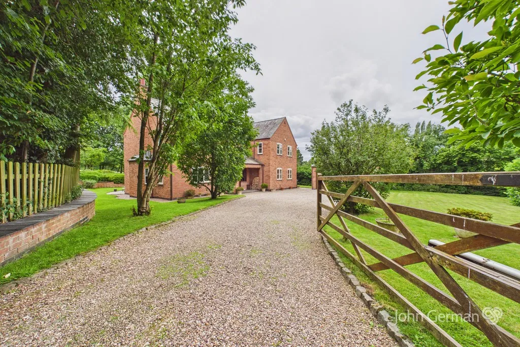 Willow Lane, Somersal Herbert, photo 15