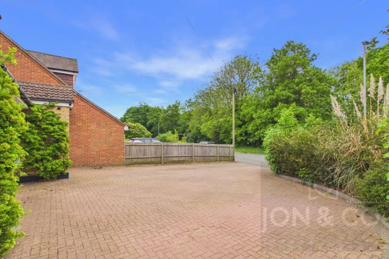 Moulton Way South, Moulton, NN3, photo 27