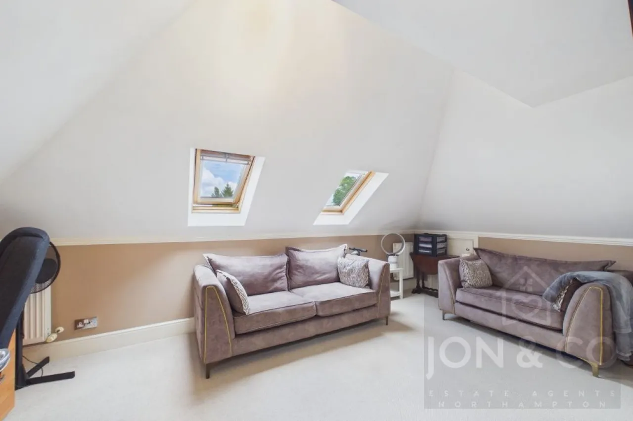 Moulton Way South, Moulton, NN3, photo 17