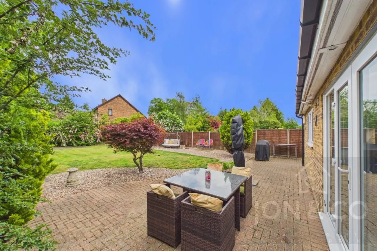 Moulton Way South, Moulton, NN3, photo 25