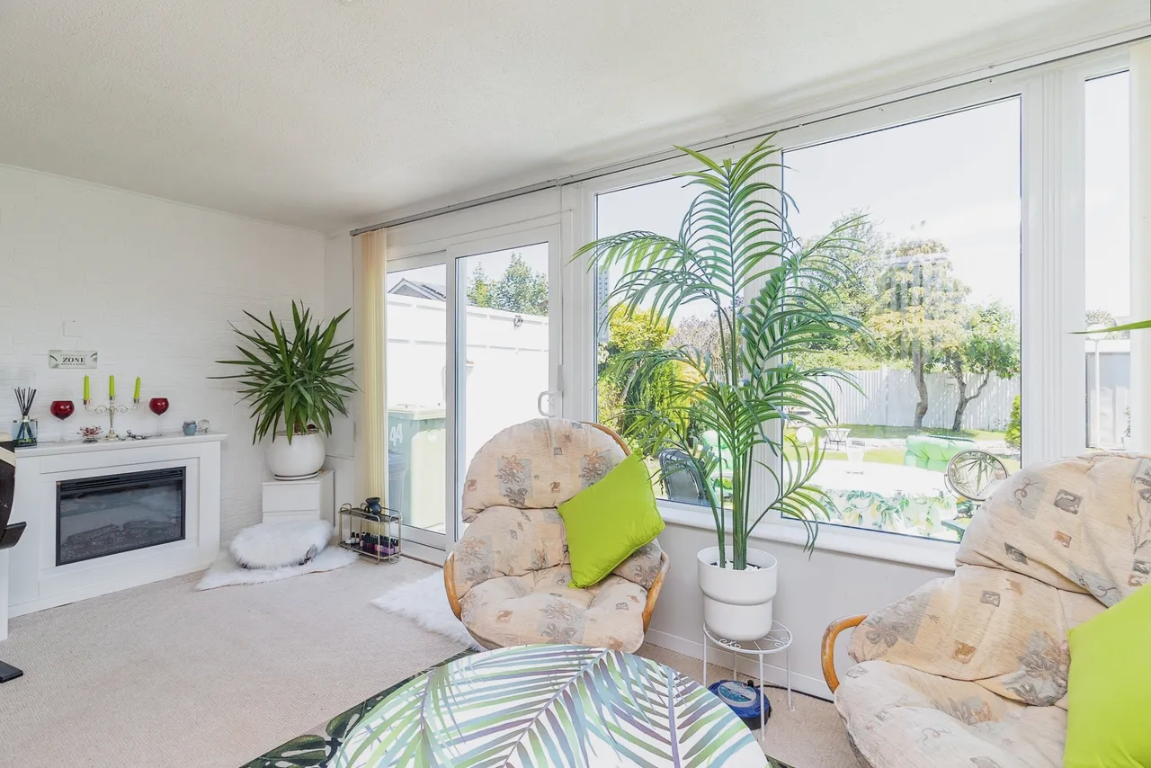 Baccara Grove, Bletchley, Milton Keynes, Buckinghamshire, MK2, photo 9