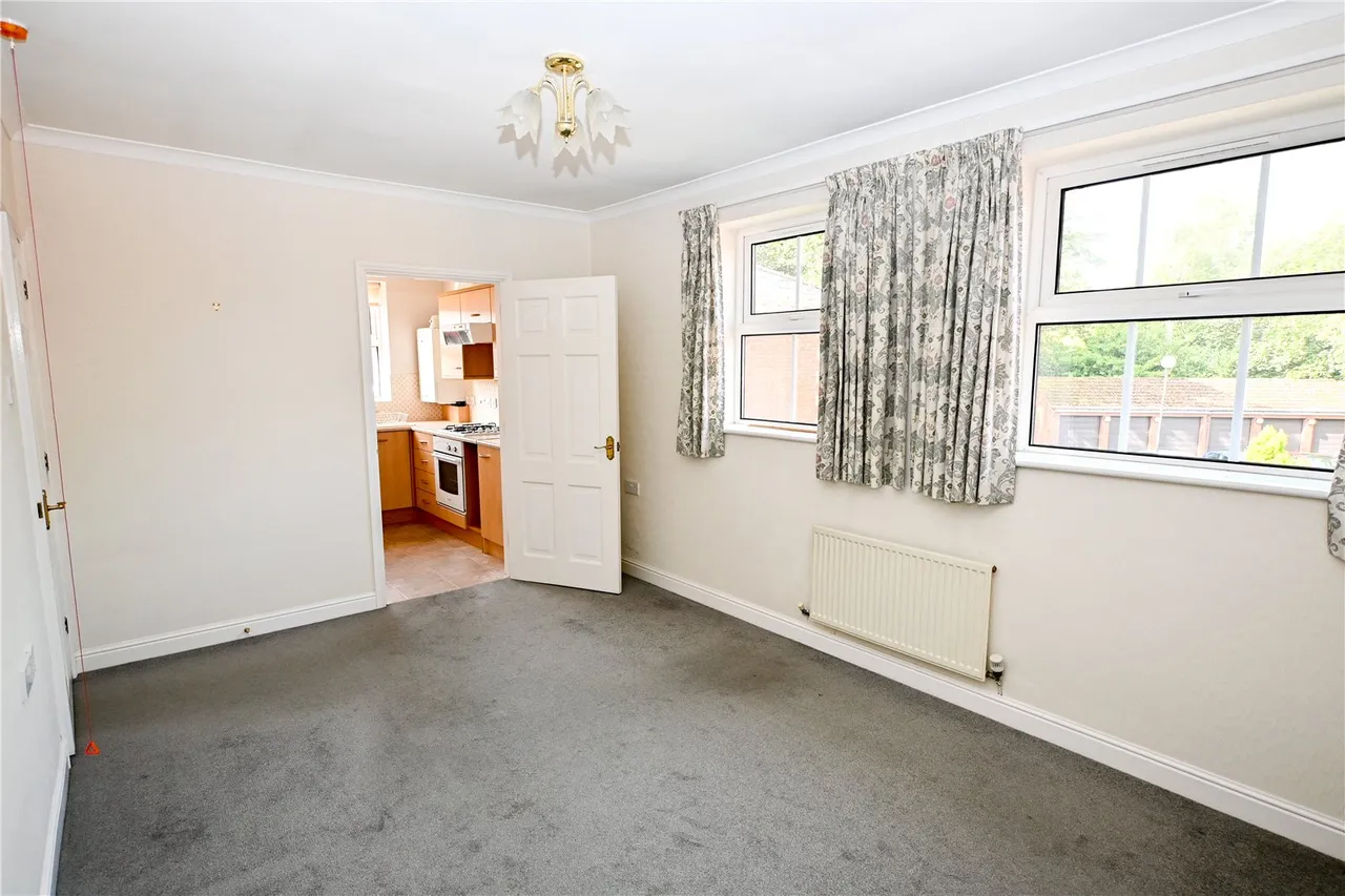 Maryland Drive, Northfield, Birmingham, B31 2AT, photo 2