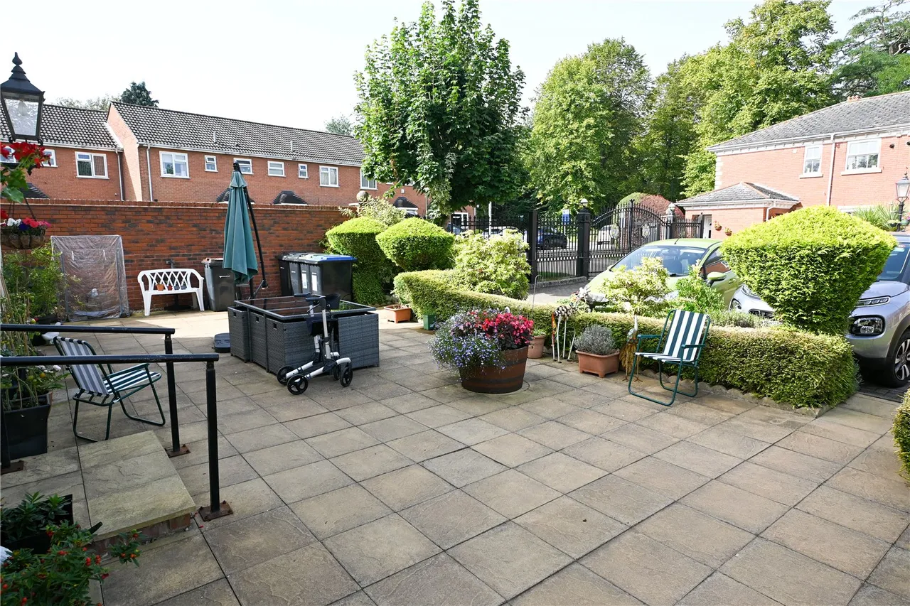 Maryland Drive, Northfield, Birmingham, B31 2AT, photo 12