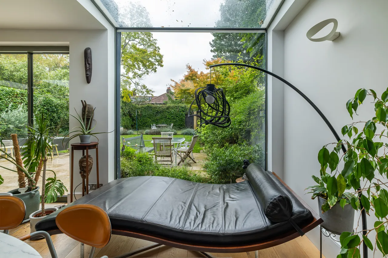 Lion Gate Gardens, Richmond, TW9, photo 11