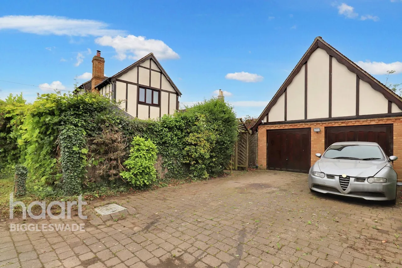 Sutton Road, Eyeworth, SG19, photo 2