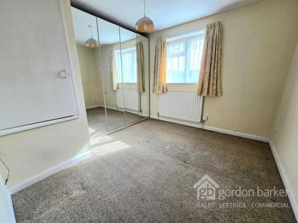 South Western Crescent, Poole, BH14 8RR, photo 4