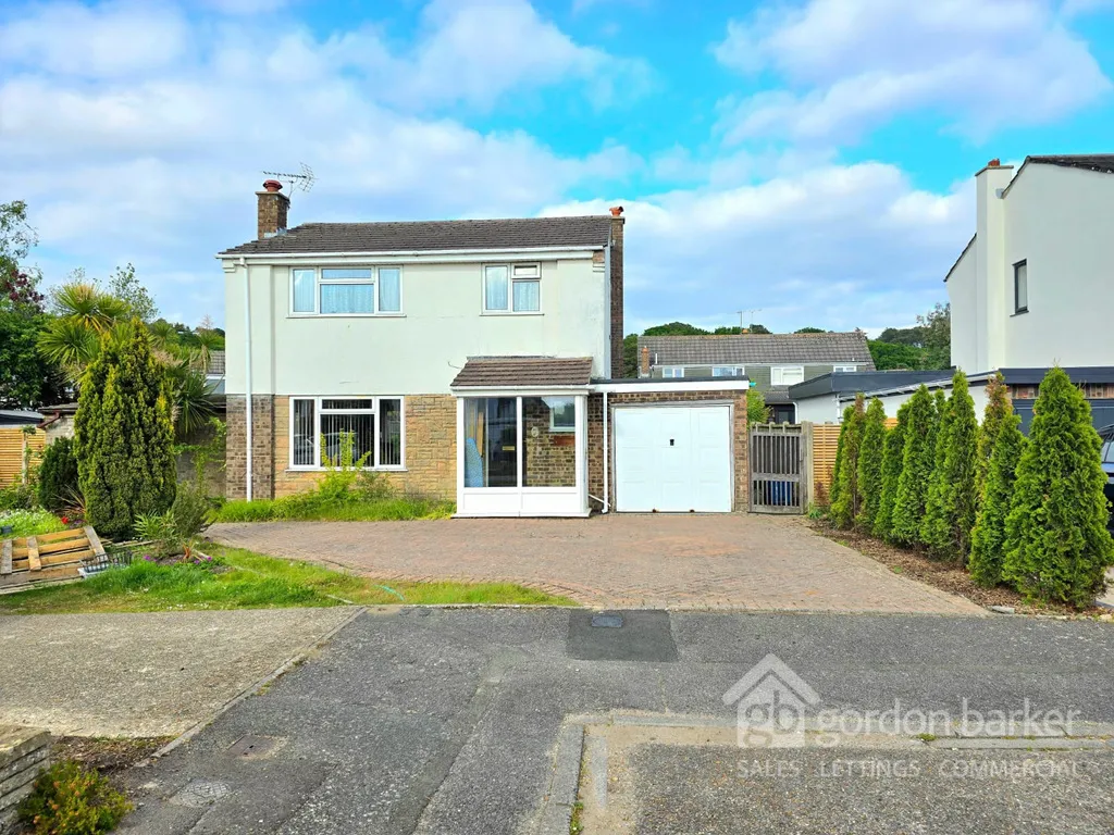 South Western Crescent, Poole, BH14 8RR, photo 20