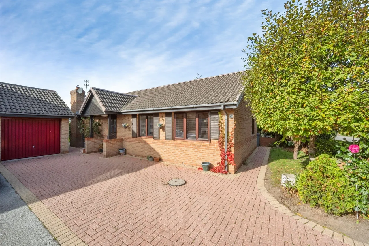 3 bed house for sale, St. Marys Road, Dunsville, DN7