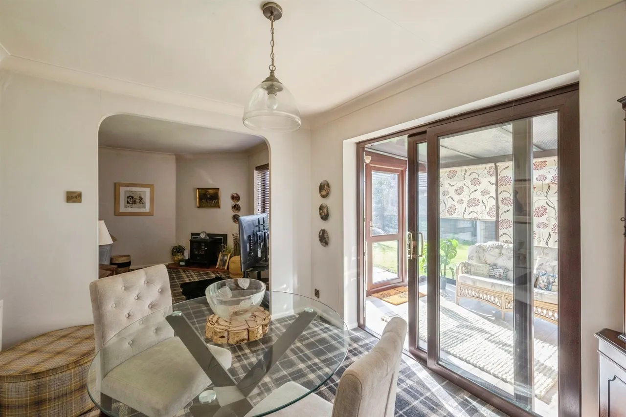 St. Marys Road, Dunsville, DN7, photo 5