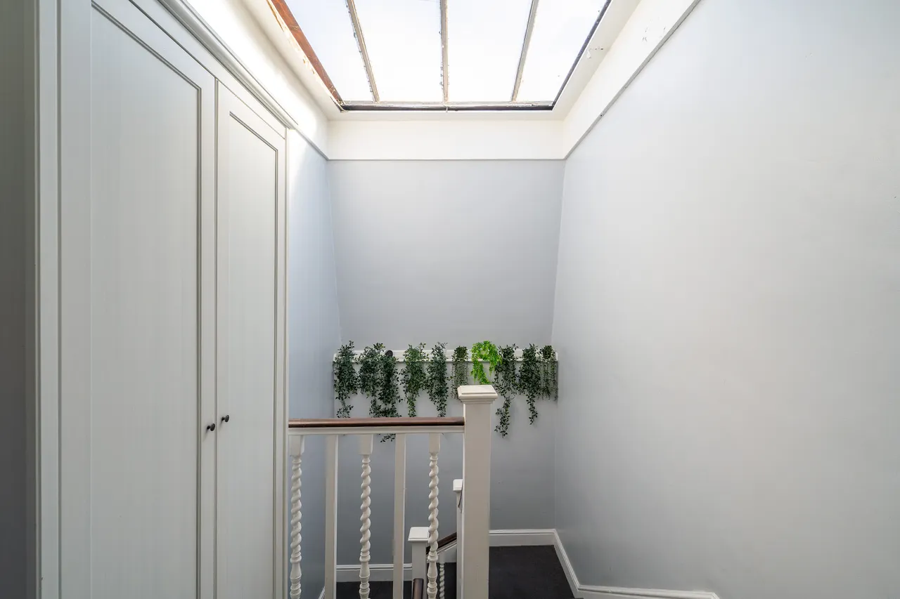 Clapham Common North Side, London, SW4, photo 9