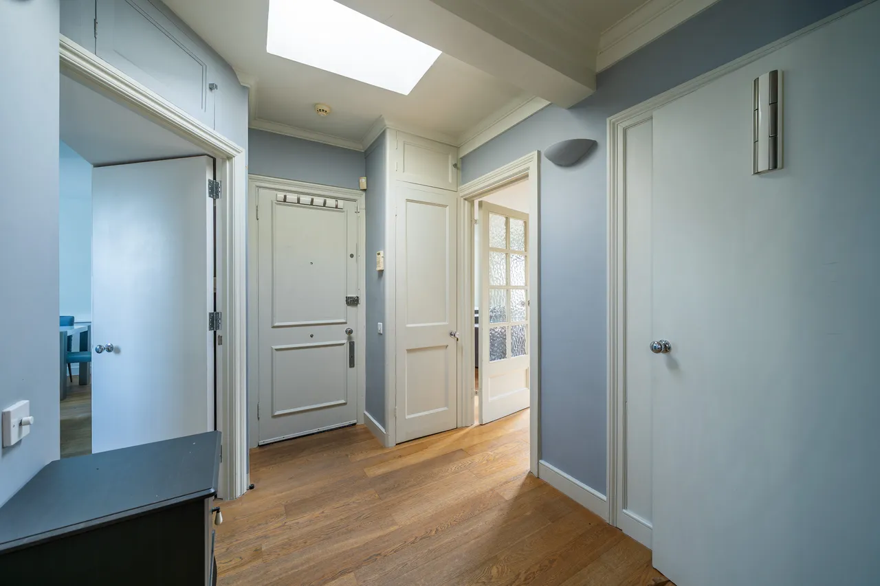 Clapham Common North Side, London, SW4, photo 14