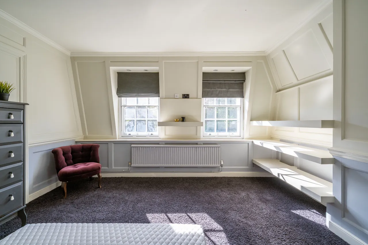 Clapham Common North Side, London, SW4, photo 13