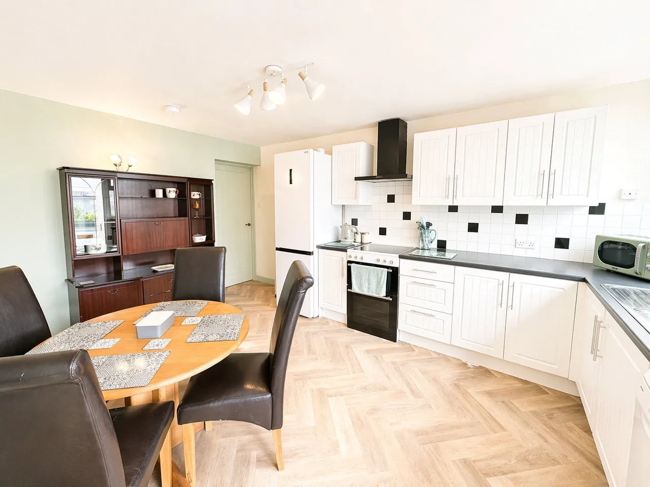 Harkness Close, NORTHALLERTON, North Yorkshire, DL7, photo 5