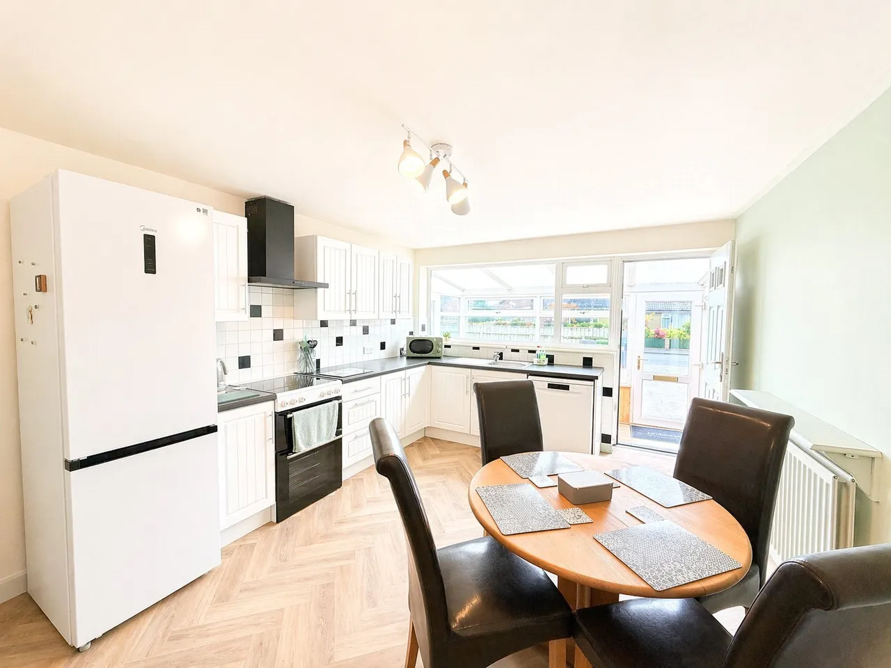 Harkness Close, NORTHALLERTON, North Yorkshire, DL7, photo 2