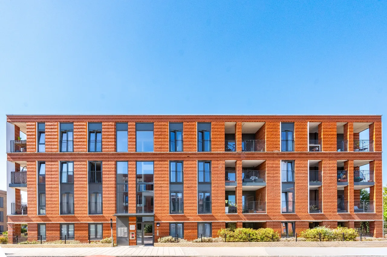 Flat 9, 71 Akerman Road, London, photo 10