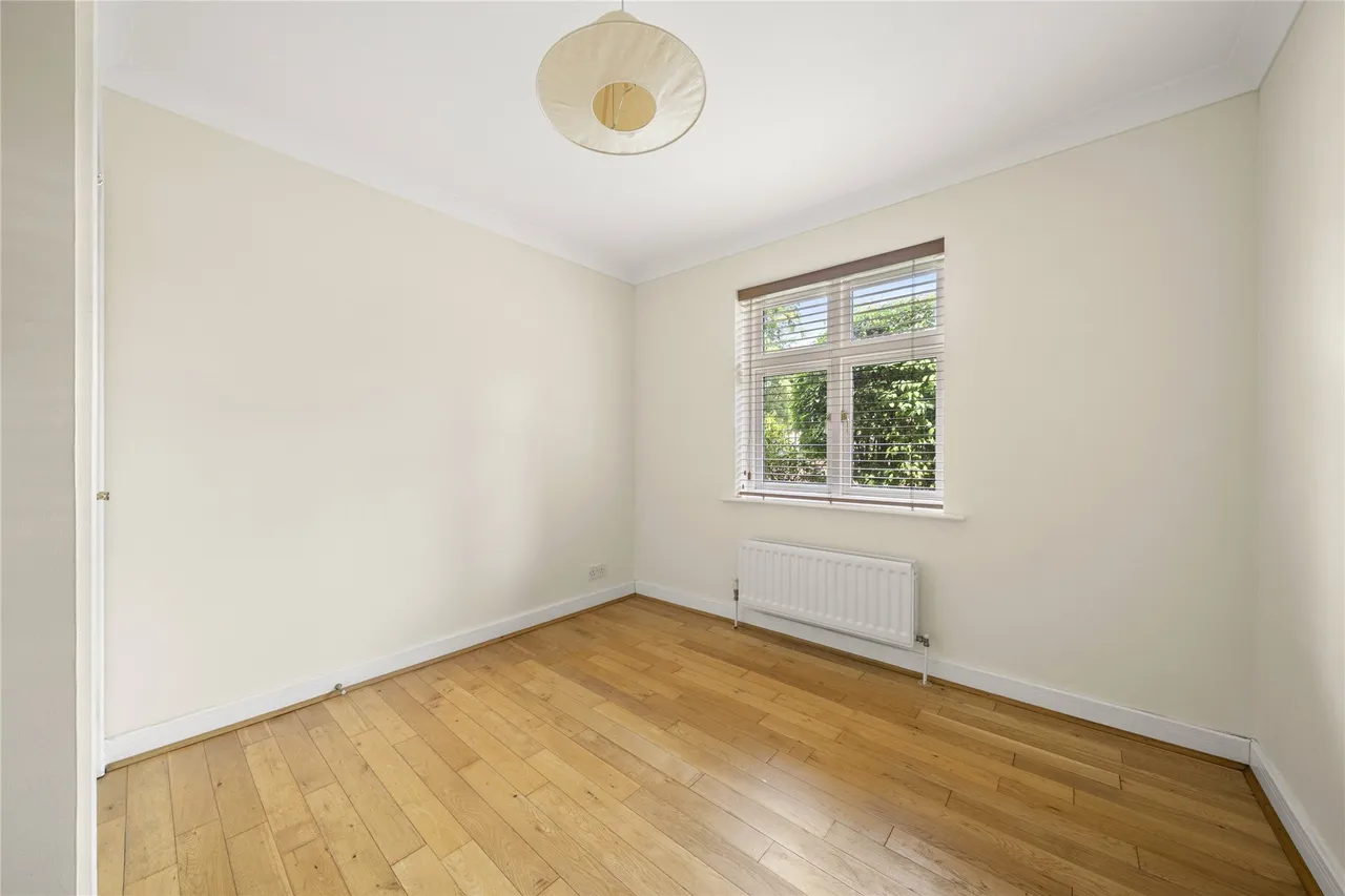 Balfour Road, Weybridge, Surrey, KT13, photo 8