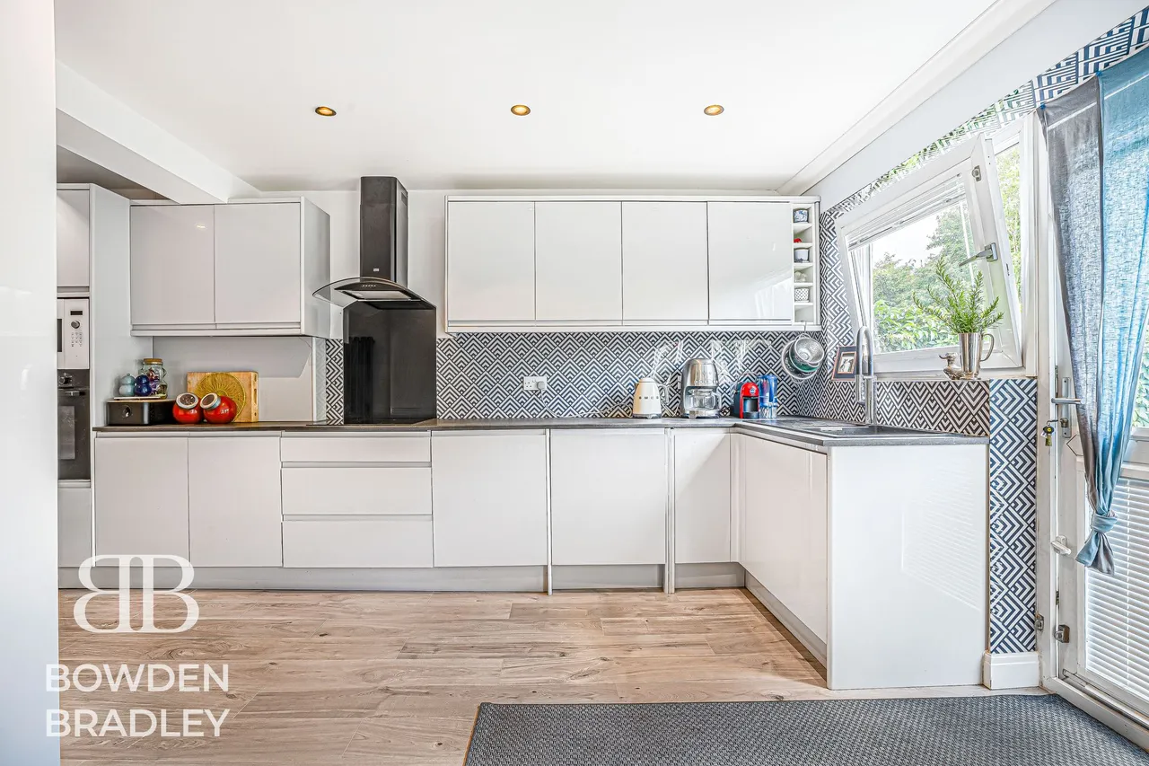 Heatherley Drive, Clayhall, IG5, photo 2