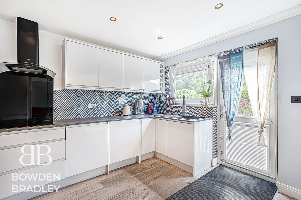 Heatherley Drive, Clayhall, IG5, photo 10