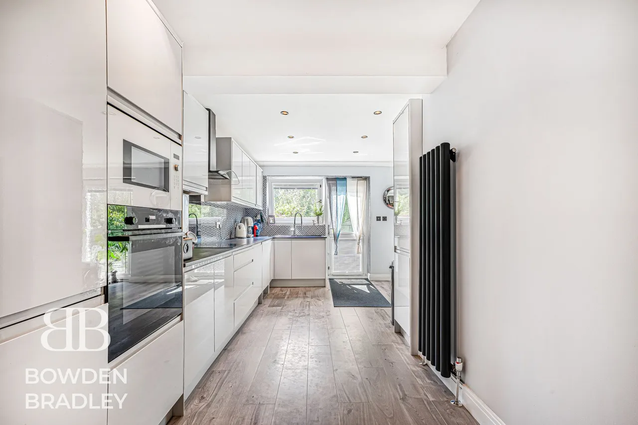 Heatherley Drive, Clayhall, IG5, photo 8