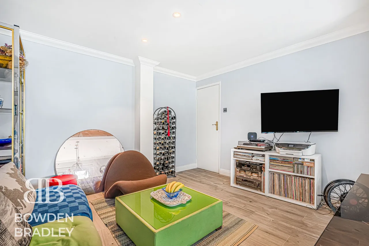 Heatherley Drive, Clayhall, IG5, photo 4