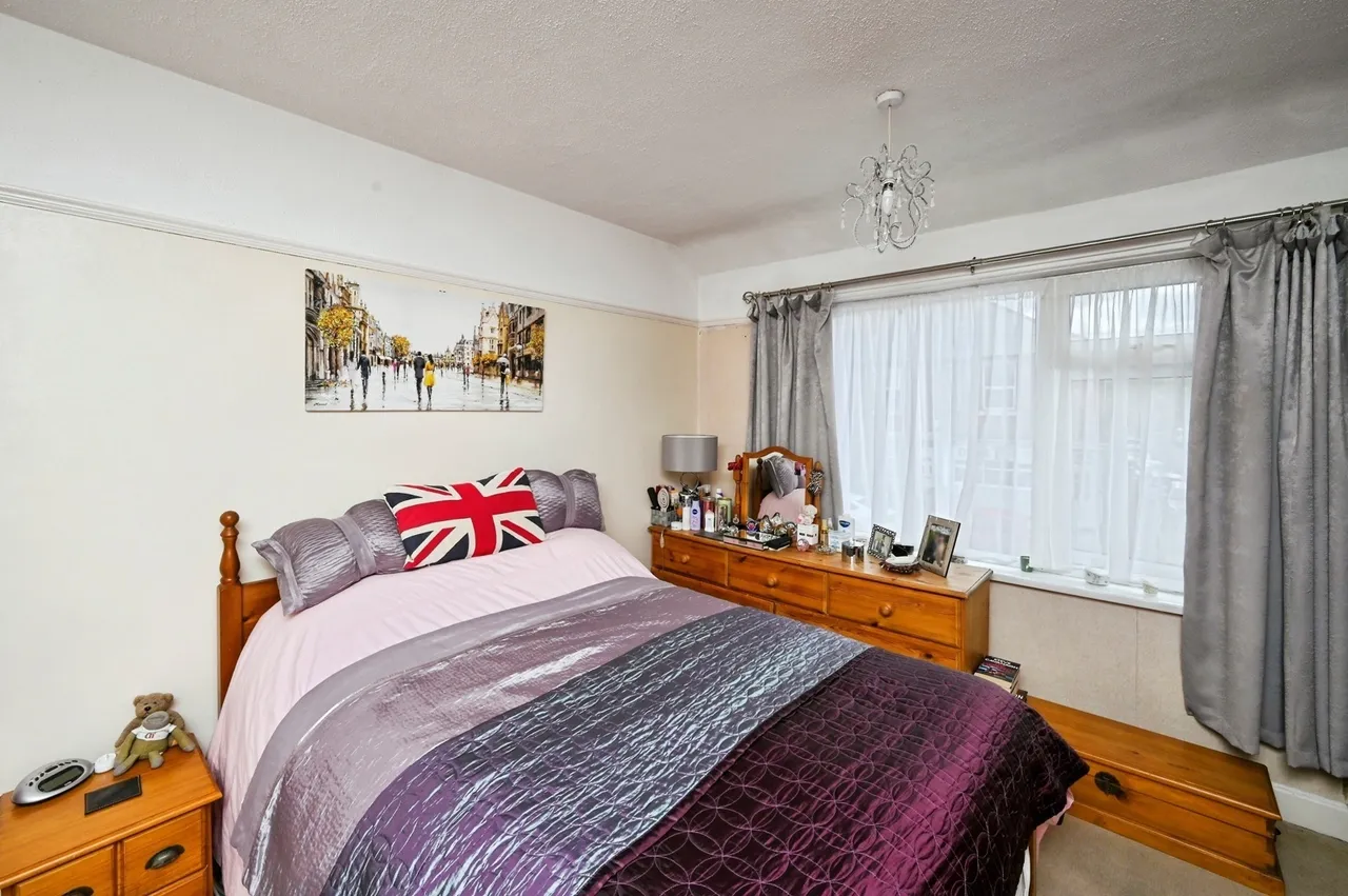 Bobbers Mill Road, Nottingham, Nottinghamshire, NG7, photo 6