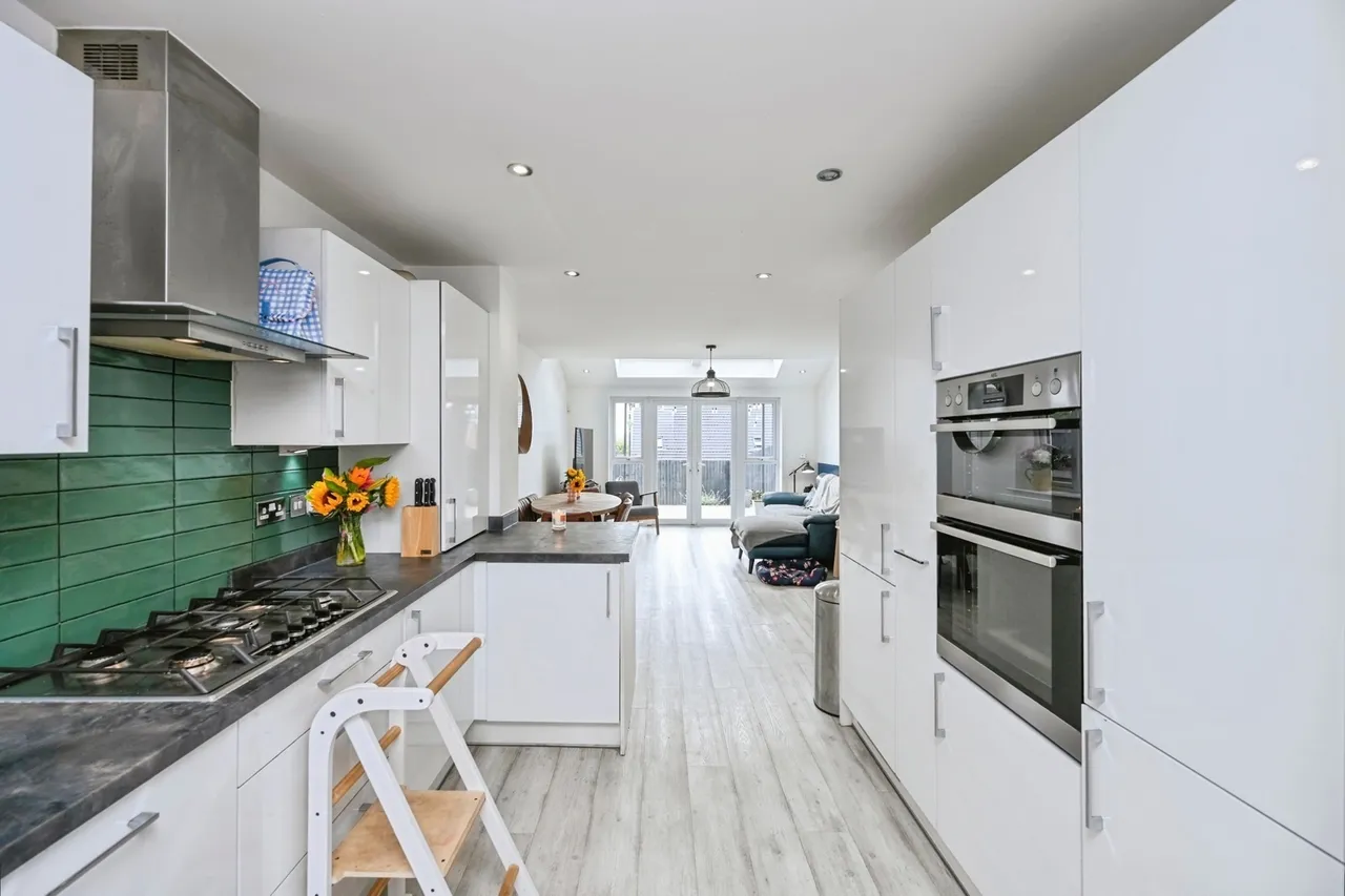 Mountfield Crescent, Liverpool, L25, photo 2