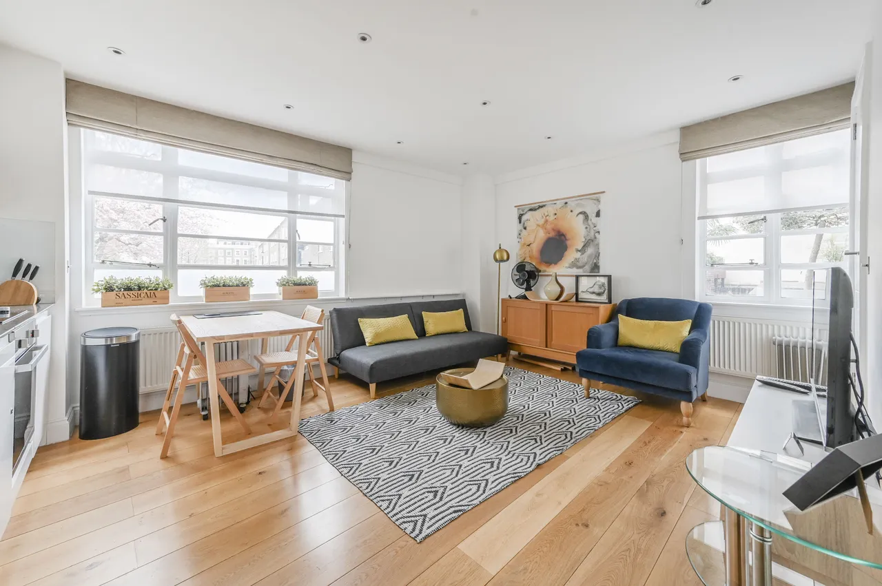 3 Nell Gwynn House, Sloane Avenue, London, photo 2