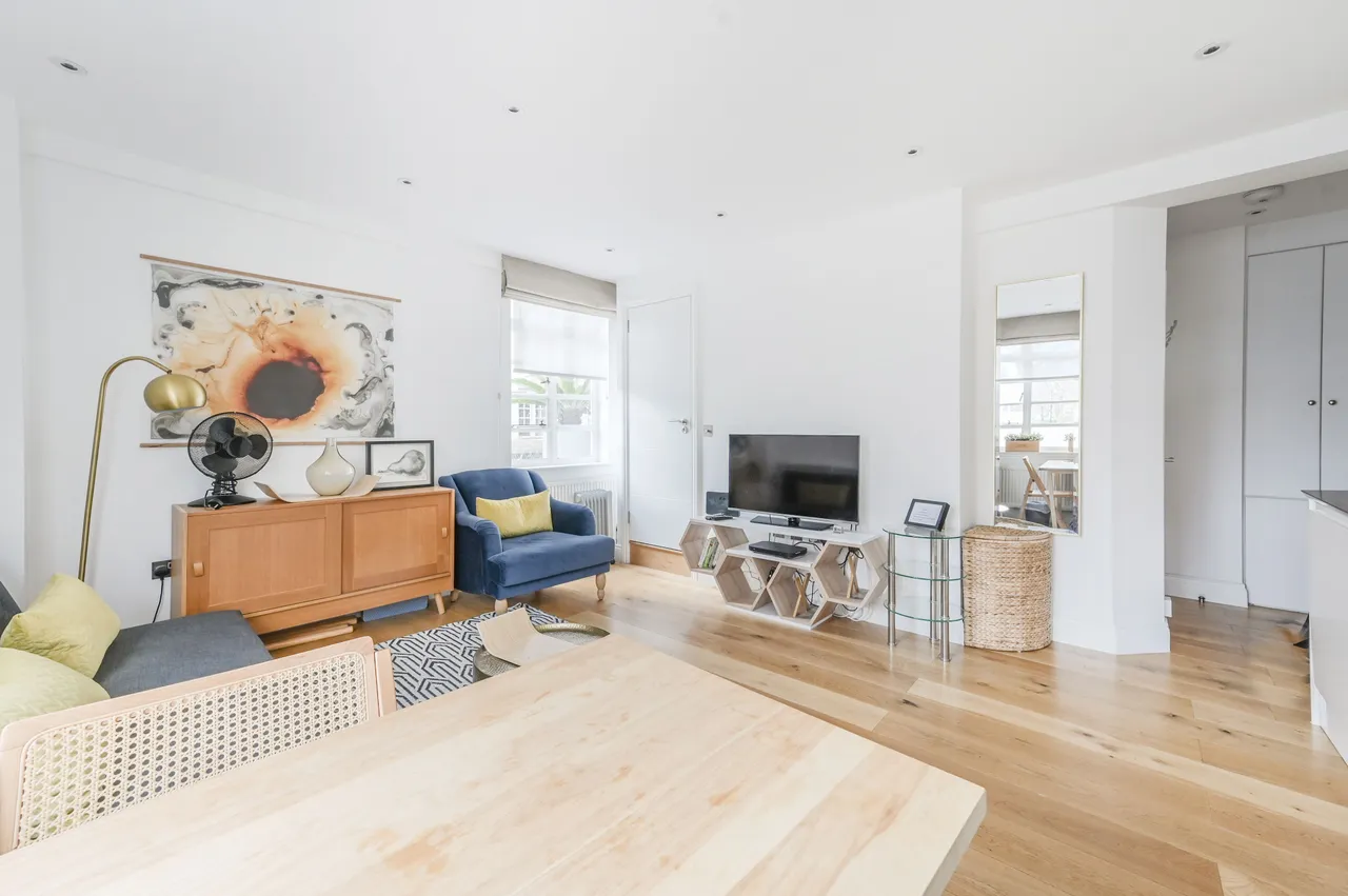 3 Nell Gwynn House, Sloane Avenue, London, photo 6