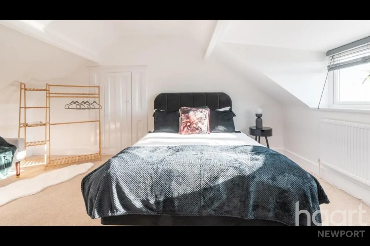Kensington Place, Newport, NP19, photo 12
