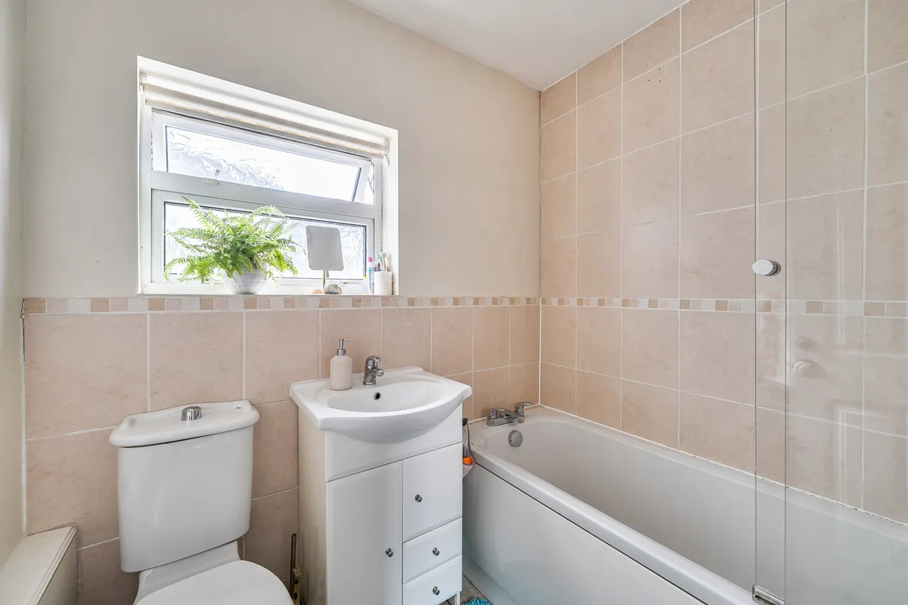 Edgar Road, West Drayton, UB7, photo 7